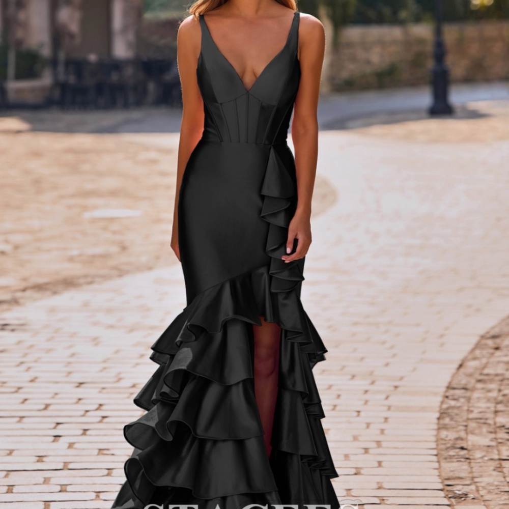 NWT Stunning Black Satin Fitted Ruffle Formal Prom Party Dress Size 4